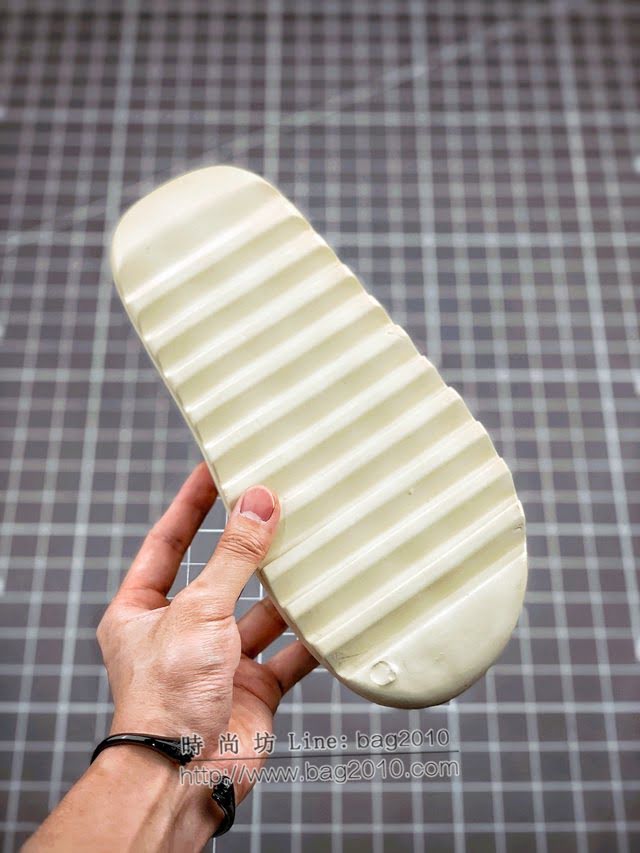 Adidas男女椰子鞋 阿迪達斯Resin椰子拖鞋 Adidas Kanye West x Yeezy Slide  xhn1613